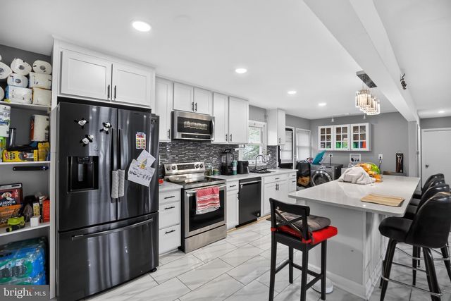 628 GEORGE AVE, Essex, MD 21221