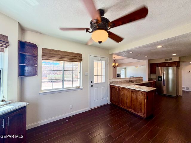 4332 LOMA DE BRISAS Drive, El Paso, TX 79934