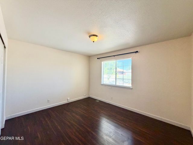 4332 LOMA DE BRISAS Drive, El Paso, TX 79934
