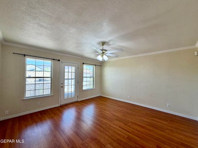 4332 LOMA DE BRISAS Drive, El Paso, TX 79934