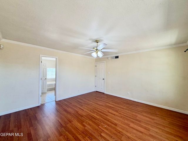 4332 LOMA DE BRISAS Drive, El Paso, TX 79934