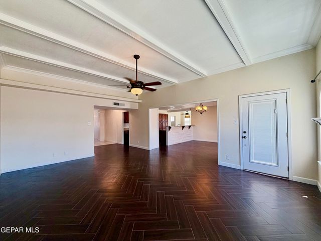 4332 LOMA DE BRISAS Drive, El Paso, TX 79934