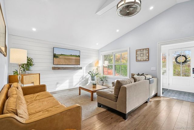 37 Maryland Boulevard, Hampton Bays, NY 11946