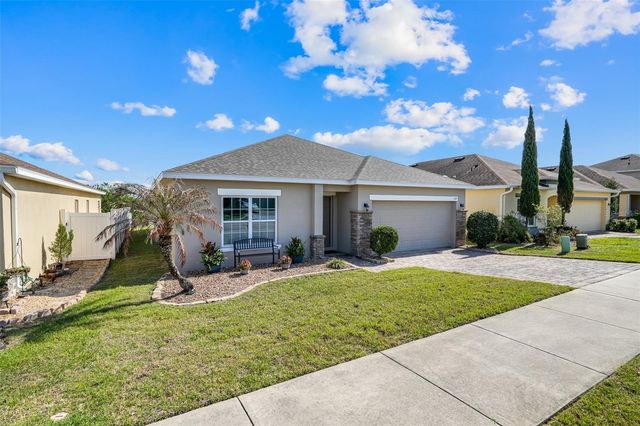 489 KESTREL DRIVE, Groveland, FL 34736