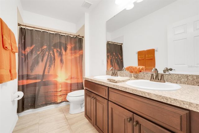 489 KESTREL DRIVE, Groveland, FL 34736