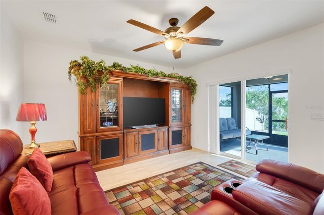 489 KESTREL DRIVE, Groveland, FL 34736