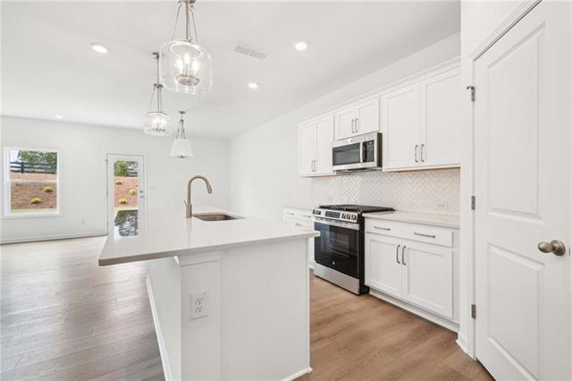 320 Silverleaf Trl, Bethlehem, GA 30620