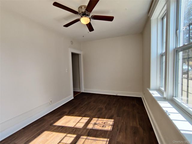 98 Montgomery Street 1, Poughkeepsie, NY 12601
