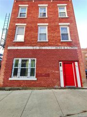 98 Montgomery Street 1, Poughkeepsie, NY 12601