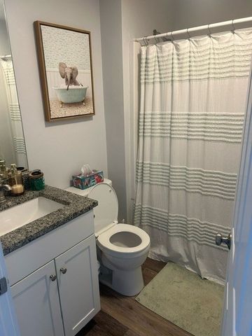 75 Wharf Street 303, Salem, MA 01970