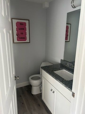 75 Wharf Street 303, Salem, MA 01970
