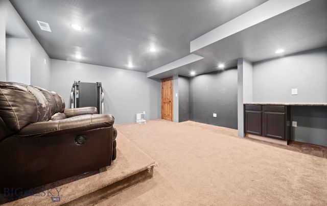 16 Wally D Lane, Belgrade, MT 59714