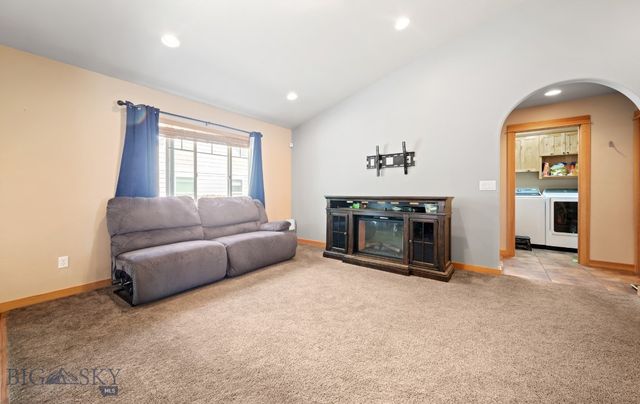 16 Wally D Lane, Belgrade, MT 59714