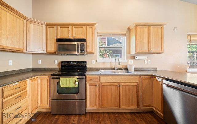 16 Wally D Lane, Belgrade, MT 59714