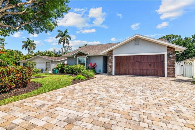 36 5th ST, Bonita Springs, FL 34134