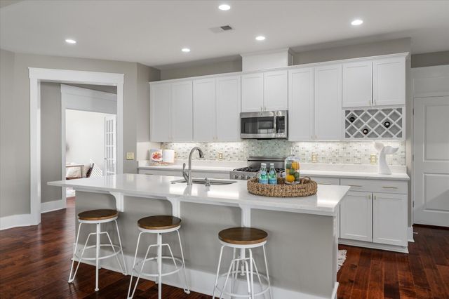 6002 Wild Azalea Road, Summerville, SC 29483