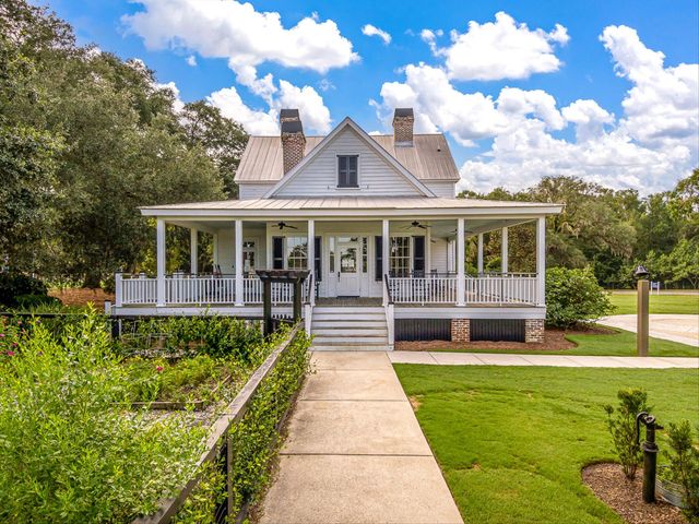 6002 Wild Azalea Road, Summerville, SC 29483