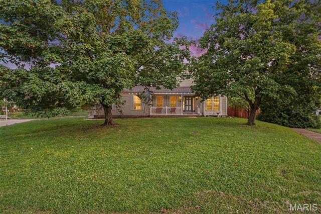 10304 Grant Forest Lane, St Louis, MO 63123