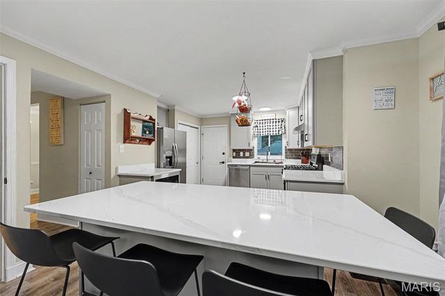 10304 Grant Forest Lane, St Louis, MO 63123