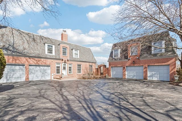 545 Windsor Road, Inverness, IL 60067