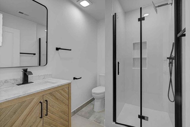 2805 2nd Avenue N, Texas City, TX 77590