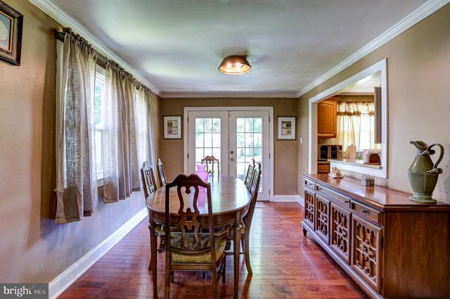 125 W THOMSON AVE, Springfield, PA 19064