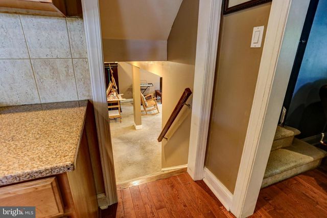 125 W THOMSON AVE, Springfield, PA 19064
