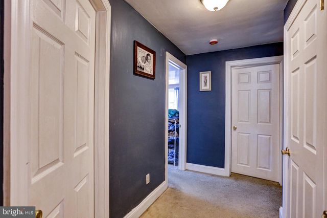 125 W THOMSON AVE, Springfield, PA 19064