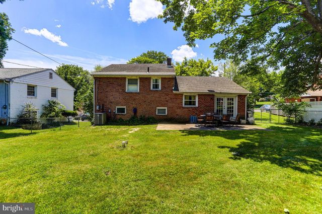 125 W THOMSON AVE, Springfield, PA 19064