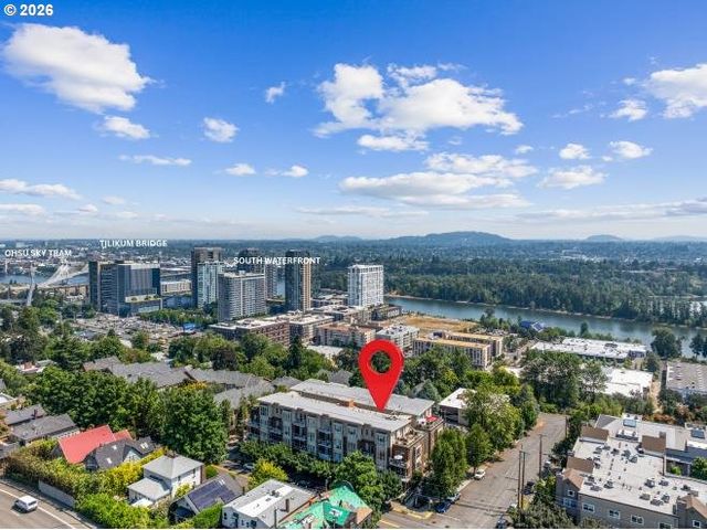4280 S CORBETT Ave 201, Portland, OR 97239