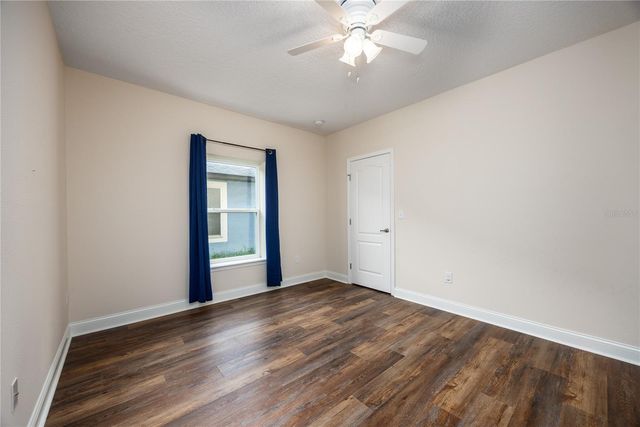 8216 NW 54TH STREET, Gainesville, FL 32653