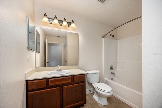 8216 NW 54TH STREET, Gainesville, FL 32653