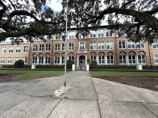 2525 COLLEGE Street, 2204, Jacksonville, FL 32204