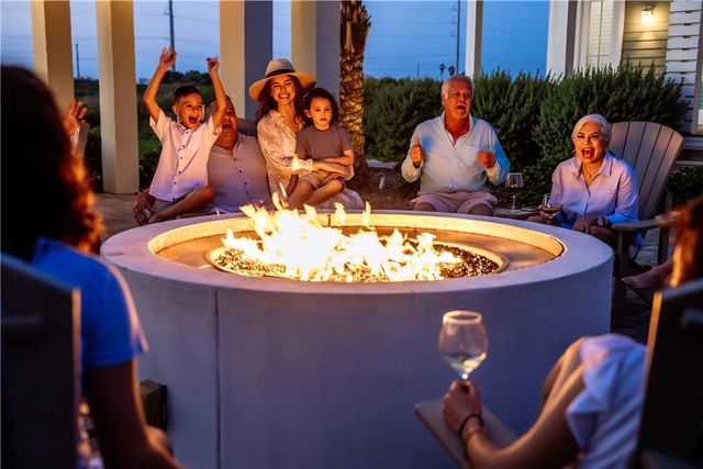 124 Rainlily St, Port Aransas, TX 78373