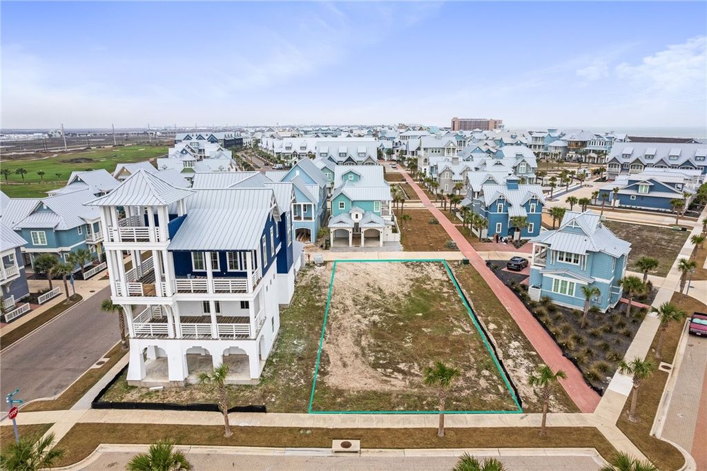 124 Rainlily St, Port Aransas, TX 78373