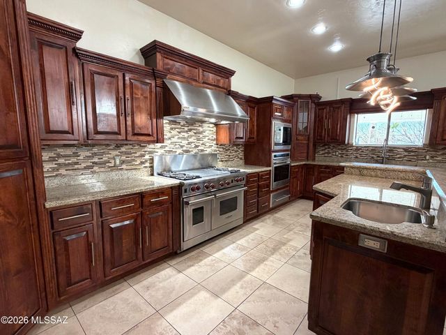 1593 W Artley Drive, Nogales, AZ 85621