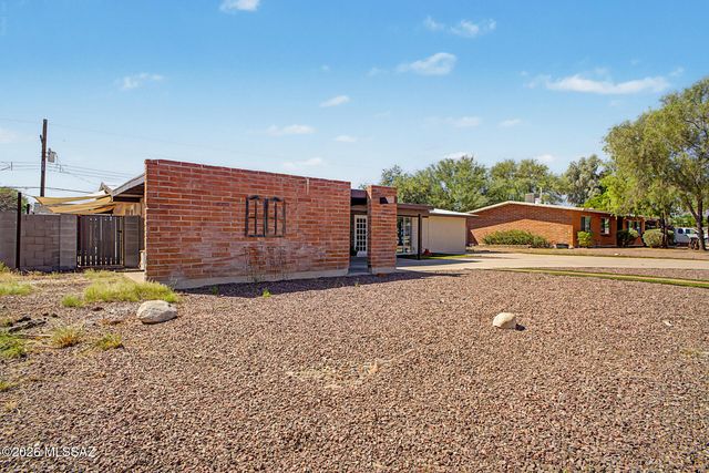 8502 E 24th Street, Tucson, AZ 85710