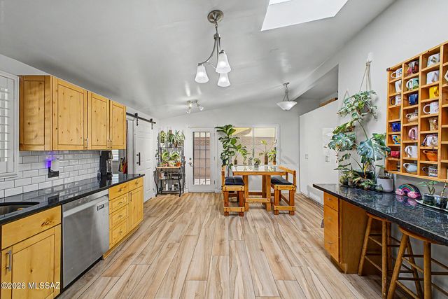 8502 E 24th Street, Tucson, AZ 85710