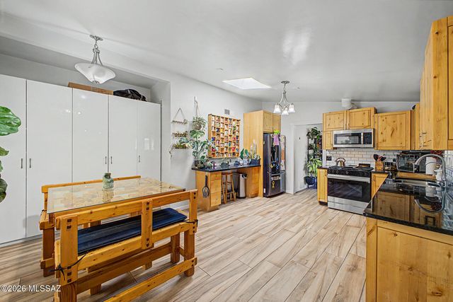 8502 E 24th Street, Tucson, AZ 85710