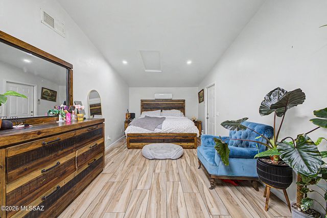 8502 E 24th Street, Tucson, AZ 85710