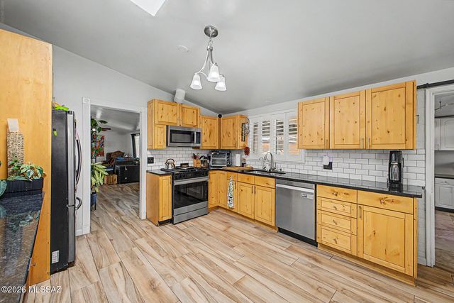 8502 E 24th Street, Tucson, AZ 85710