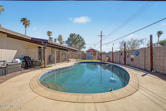 8502 E 24th Street, Tucson, AZ 85710