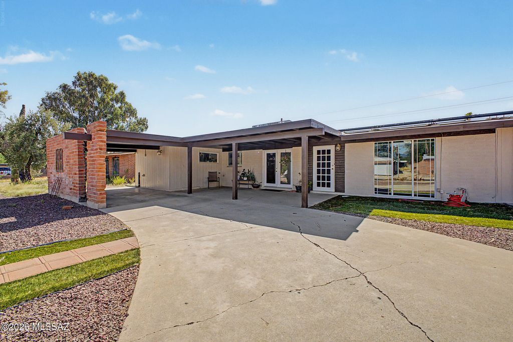 8502 E 24th Street, Tucson, AZ 85710