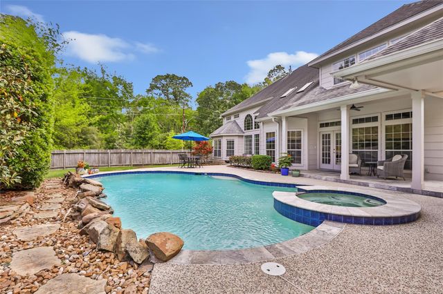 6123 Soaring Pine Court, Kingwood, TX 77345