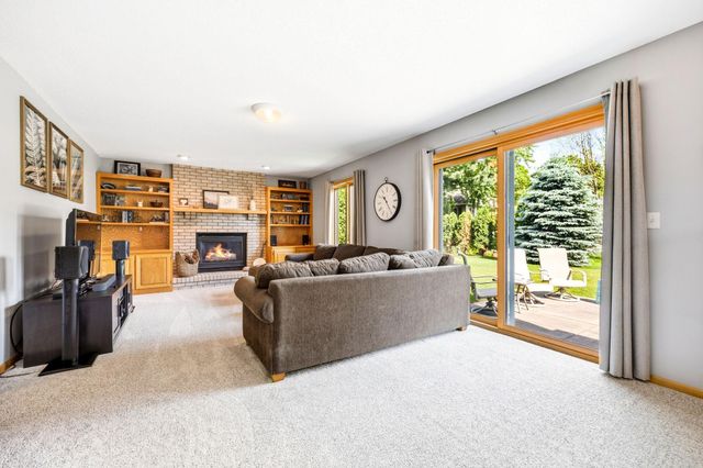 1743 120th Avenue NE, Blaine, MN 55449