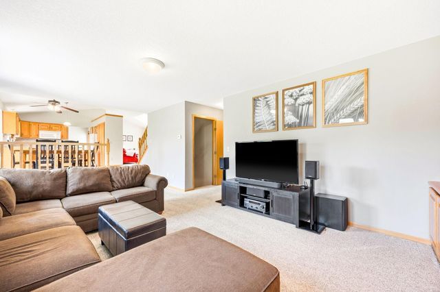 1743 120th Avenue NE, Blaine, MN 55449