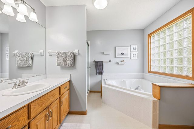 1743 120th Avenue NE, Blaine, MN 55449