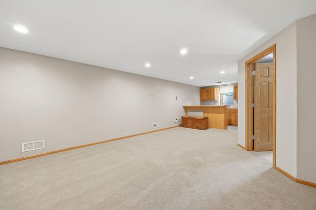 1743 120th Avenue NE, Blaine, MN 55449