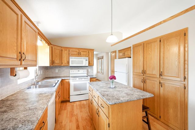 1743 120th Avenue NE, Blaine, MN 55449