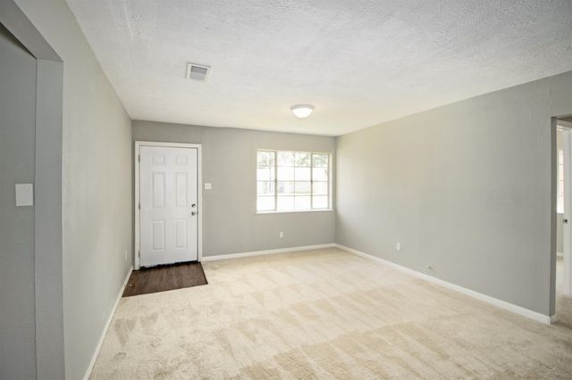 7 Talisman Court, Houston, TX 77076